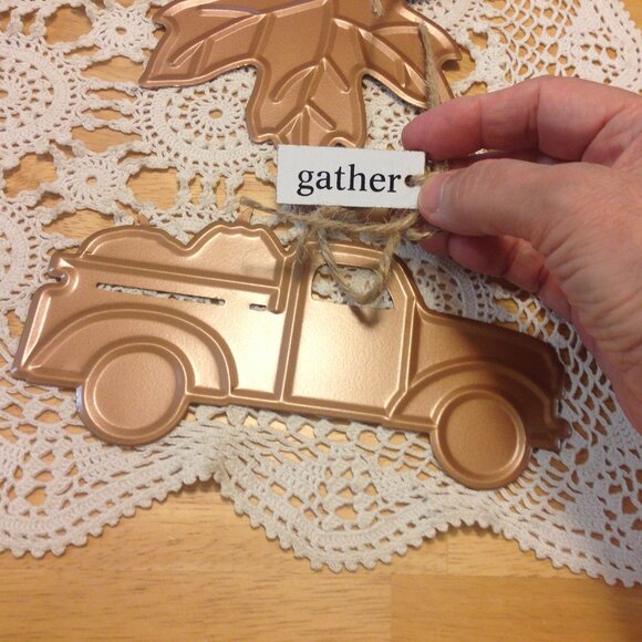 Rustic Farmhouse bronze colored decor with positive vibes - Picture 3 of 8